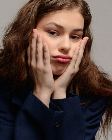 Zoya / Картинка №6