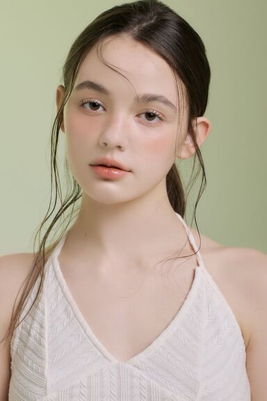 Ulyana Petrova / Картинка №1